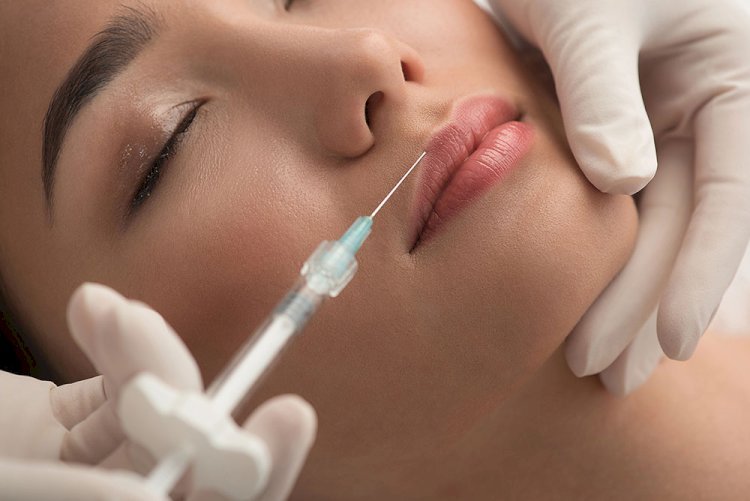 Can Lip Filler Injections Enhance Lip Definition Subtly?