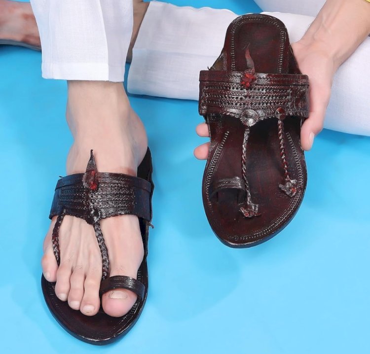 Diamond Feet Women's Kolhapuri Chappal: A Timeless Blend of Tradition and Elegance