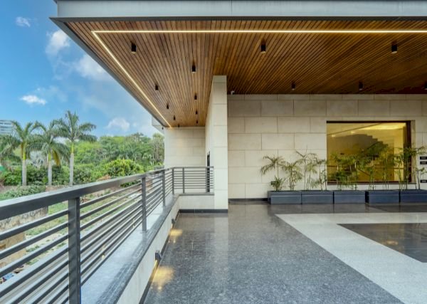 Small Space Interior Designers in Lajpat Nagar: Crafting Contemporary Interiors for Modern Living