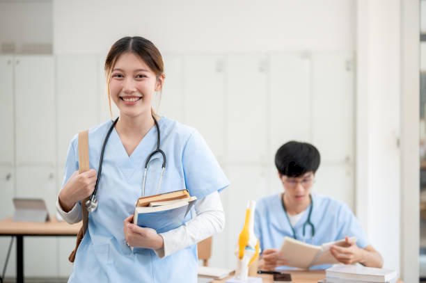 The Benefits and Challenges of Fast Track LPN Programs Online