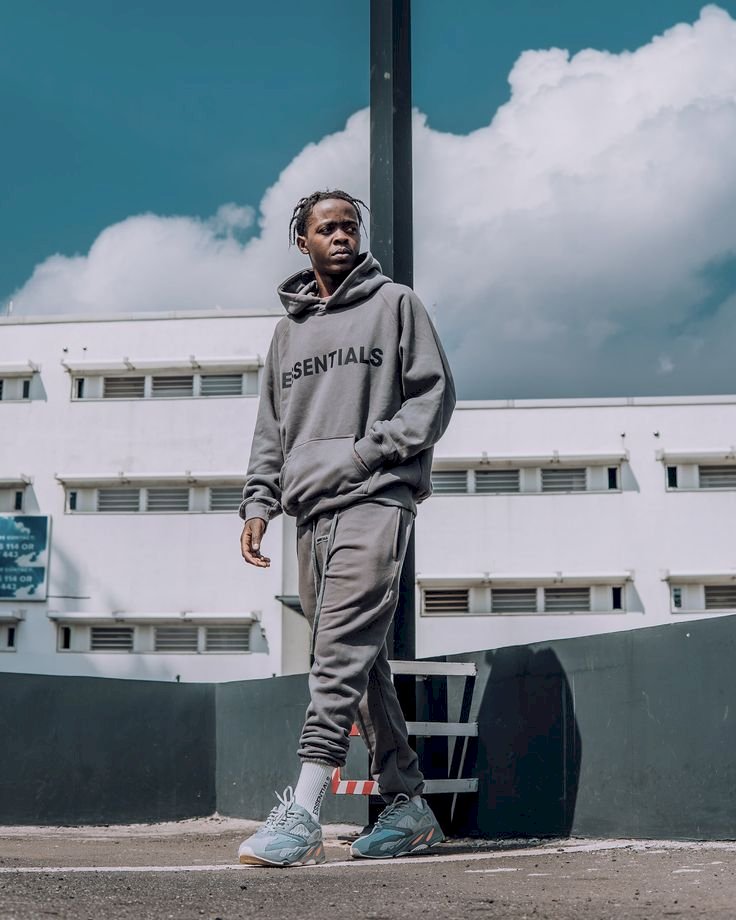 How Essential Hoodie and Hellstar Hoodie Summer Staples Fit Every Lifestyle