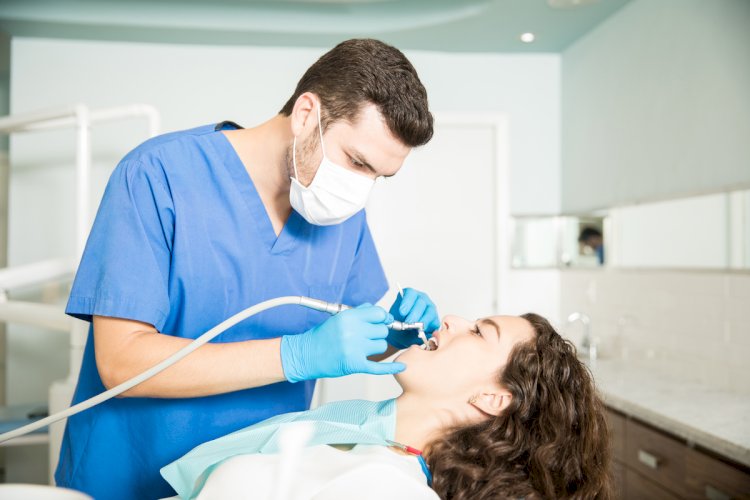 Dentist Oakville: Your Complete Guide to a Dental Cleaning Exam Near You
