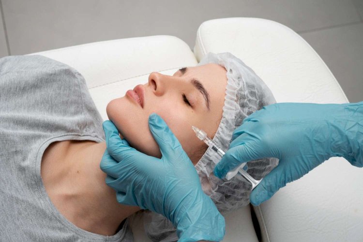 Thinking About Lip Fillers Near Me? 7 Safety Questions to Ask First