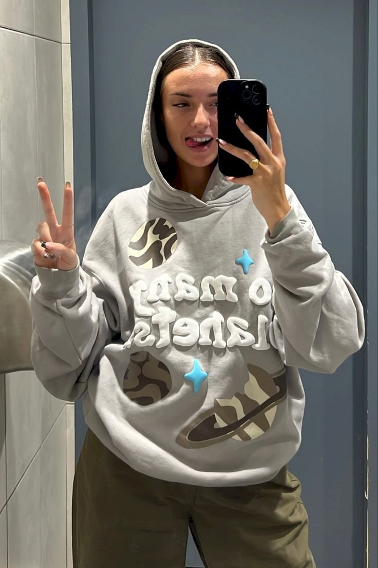 Broken Planet Hoodie: Fresh Style for Everyday Outfits