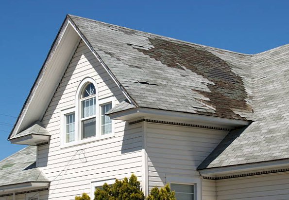 When Should You Call Asch Poconos Roofing for Emergency Roof Repair in Pennsylvania? 